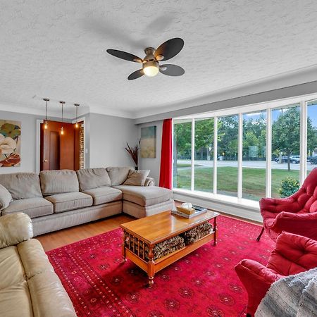 Park Bungalow #4 - Seacliff Beach Suites Leamington Kültér fotó